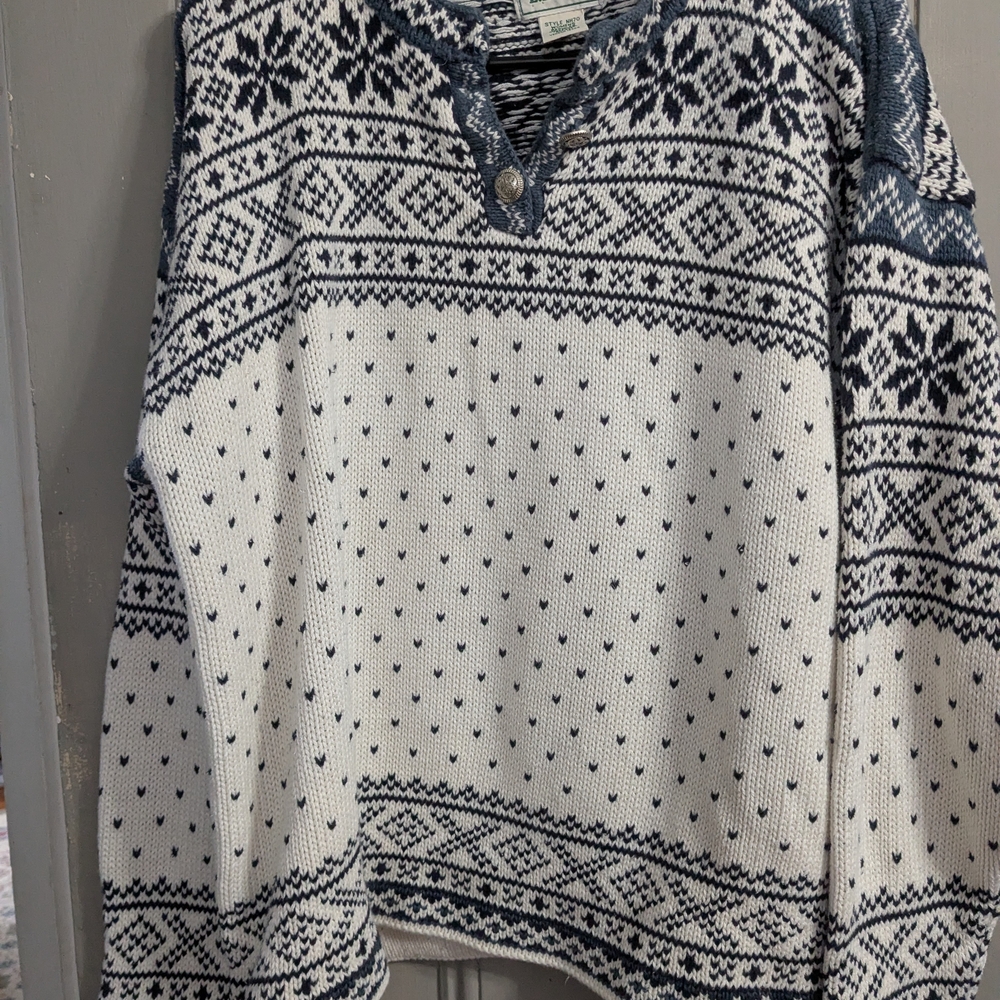 Women's Nordic Pattern Sweater - Blue and White